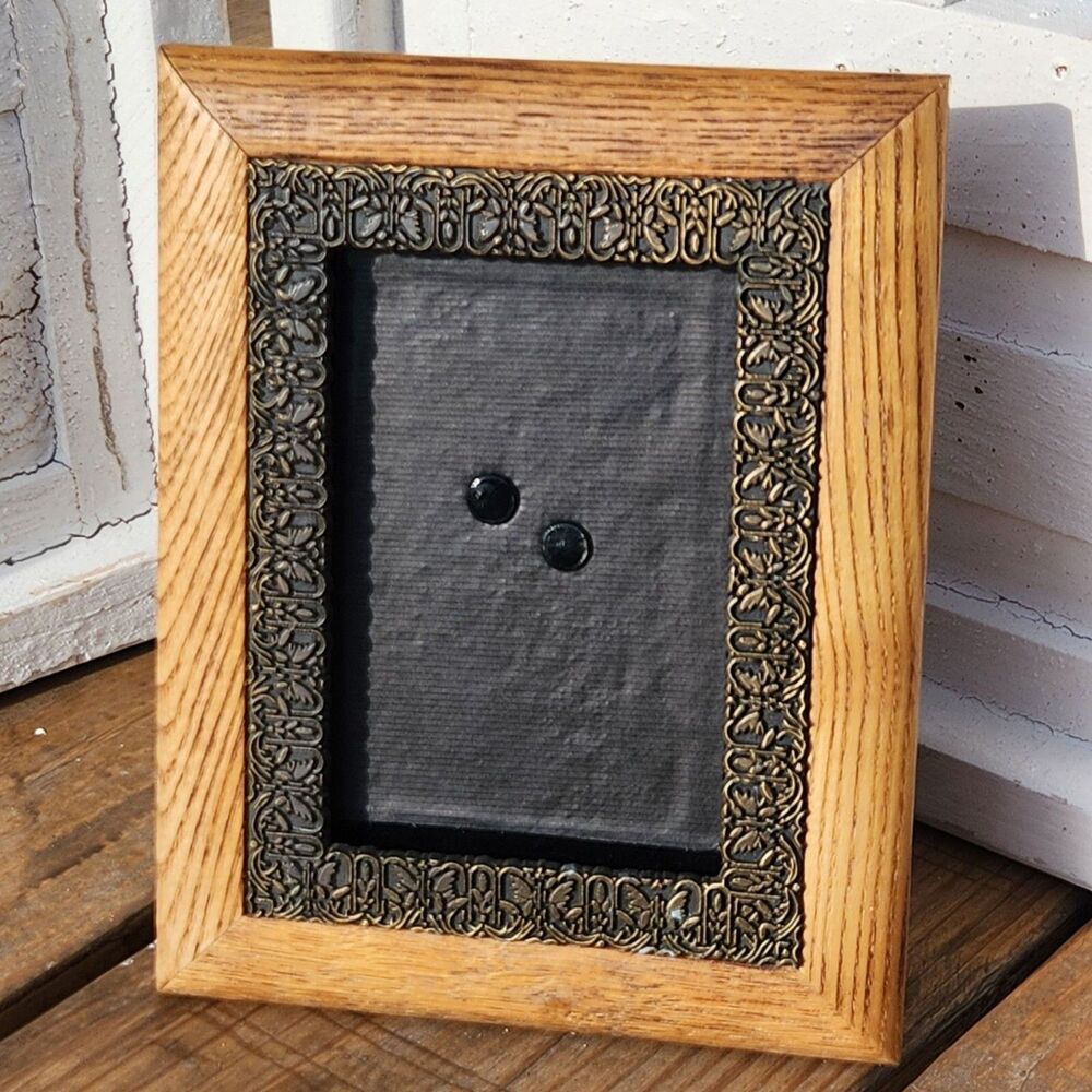 Vintage Solid Oak Wood & Ornate Bronze Metal Surround Picture Frame 7" x 5.5"